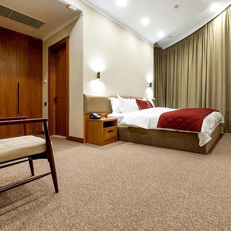 Mardan Hotel Schymkent Exterior foto